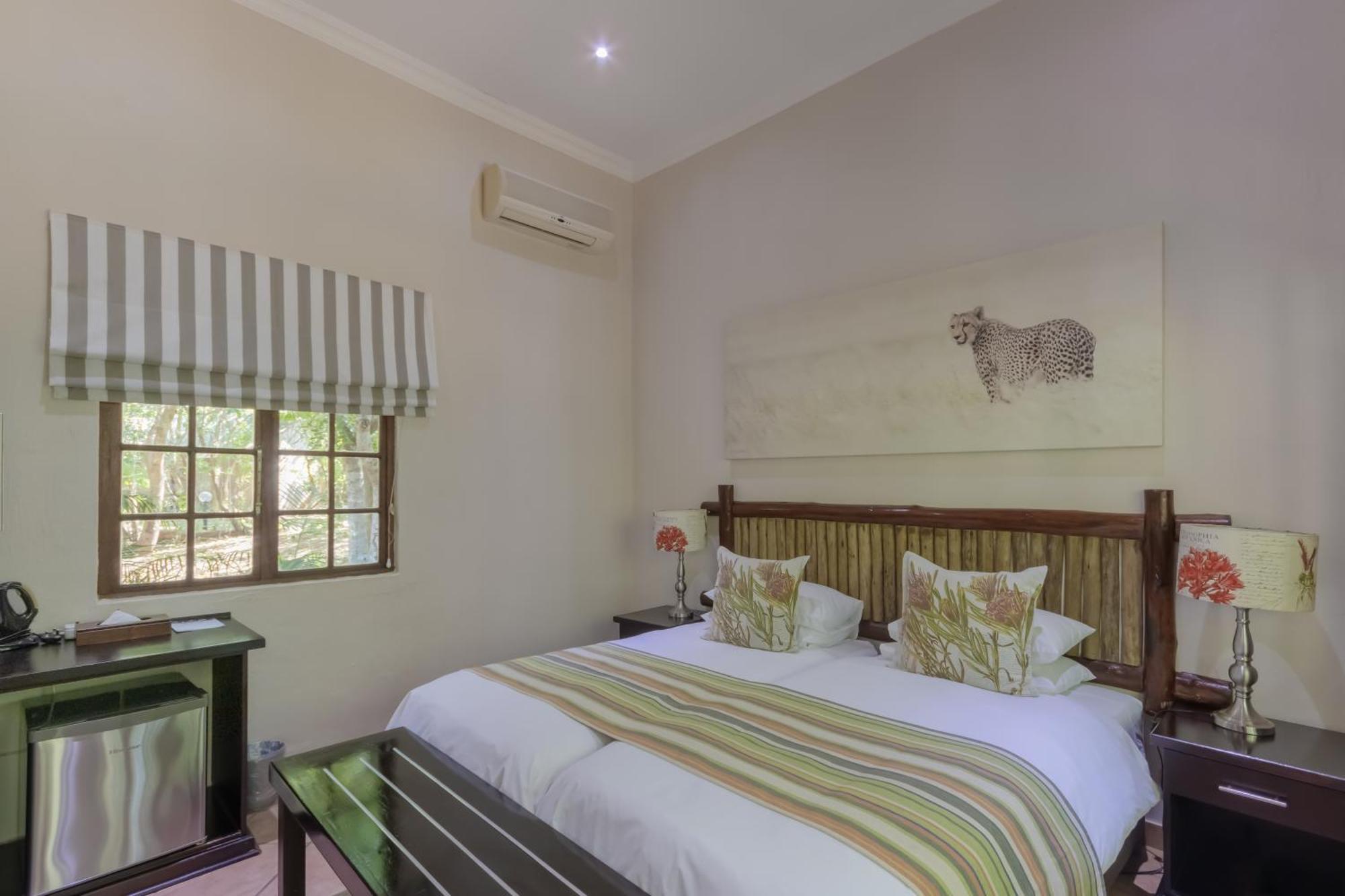 Emdoneni Lodge With Zululand Cat Conservation Project Hluhluwe Kültér fotó