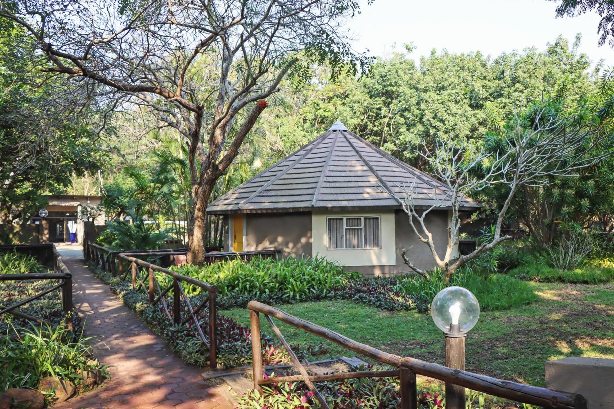 Emdoneni Lodge With Zululand Cat Conservation Project Hluhluwe Kültér fotó