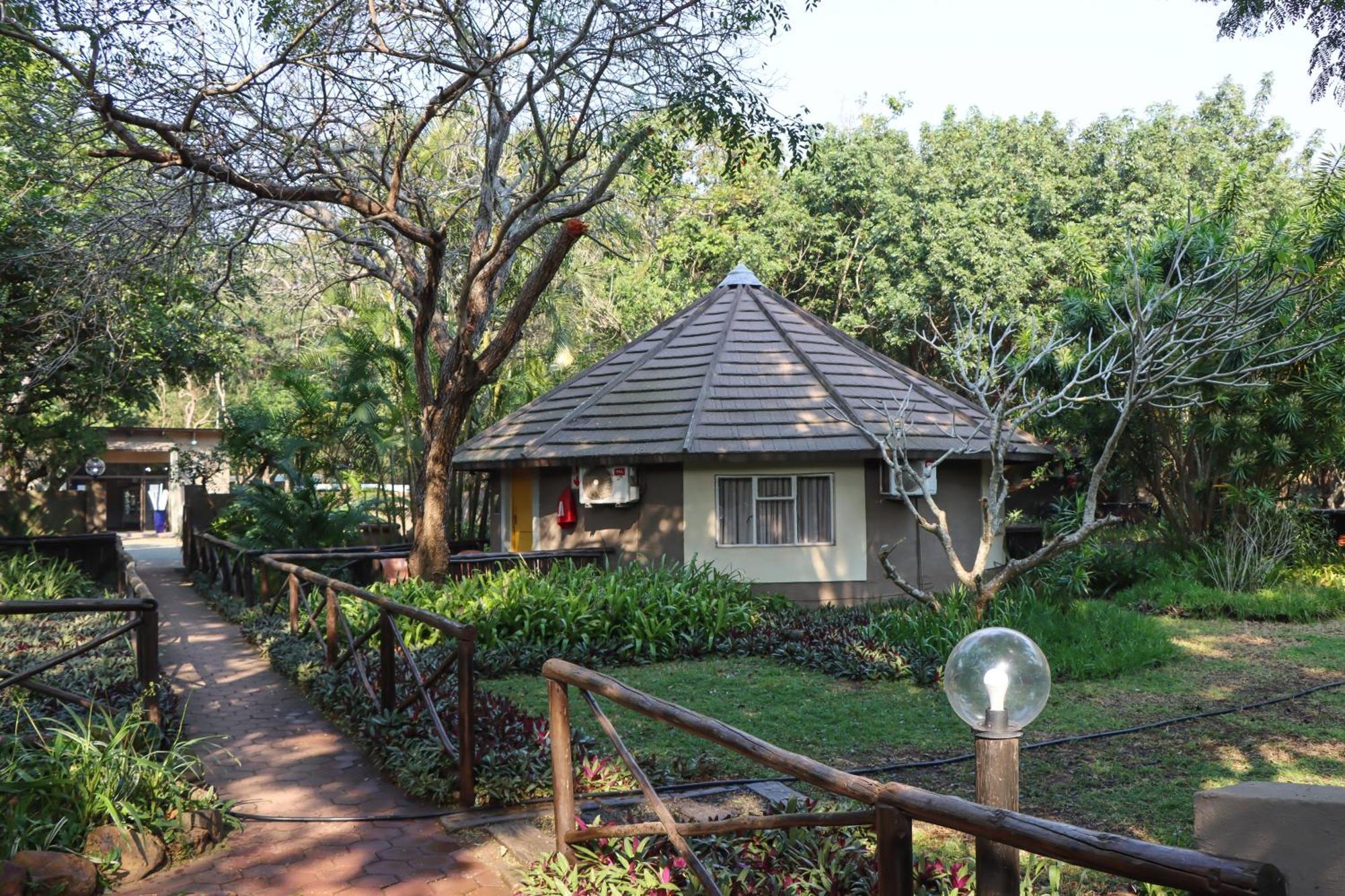 Emdoneni Lodge With Zululand Cat Conservation Project Hluhluwe Kültér fotó