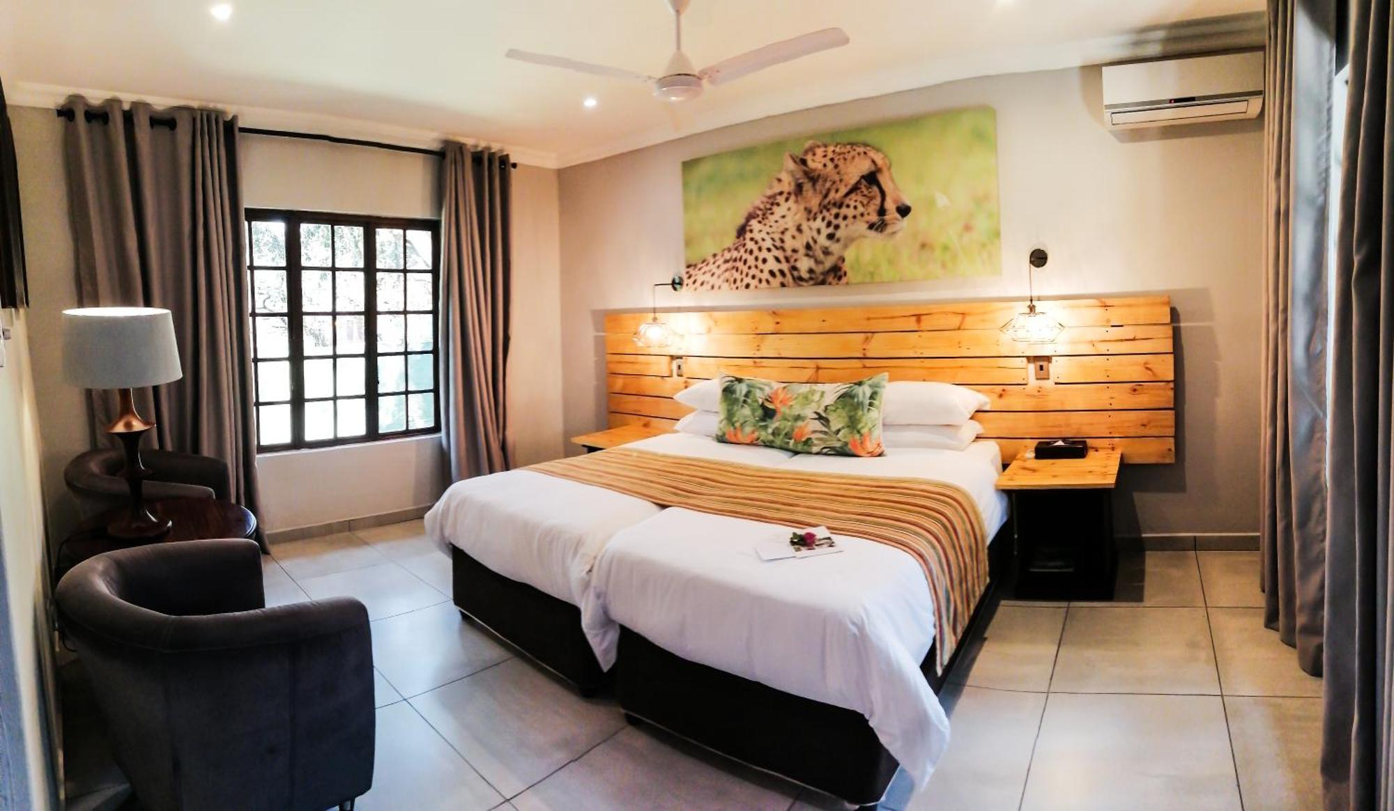 Emdoneni Lodge With Zululand Cat Conservation Project Hluhluwe Kültér fotó