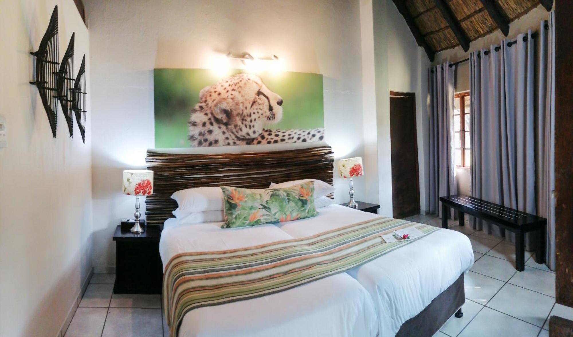 Emdoneni Lodge With Zululand Cat Conservation Project Hluhluwe Kültér fotó
